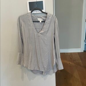 Treasure & Bond Light Gray V-Neck Blouse